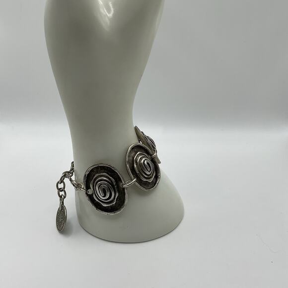 Vintage Seraglio Silver Tone Bracelet 6–7.5” • Egyptian/Middle Eastern Motif - Picture 4 of 14